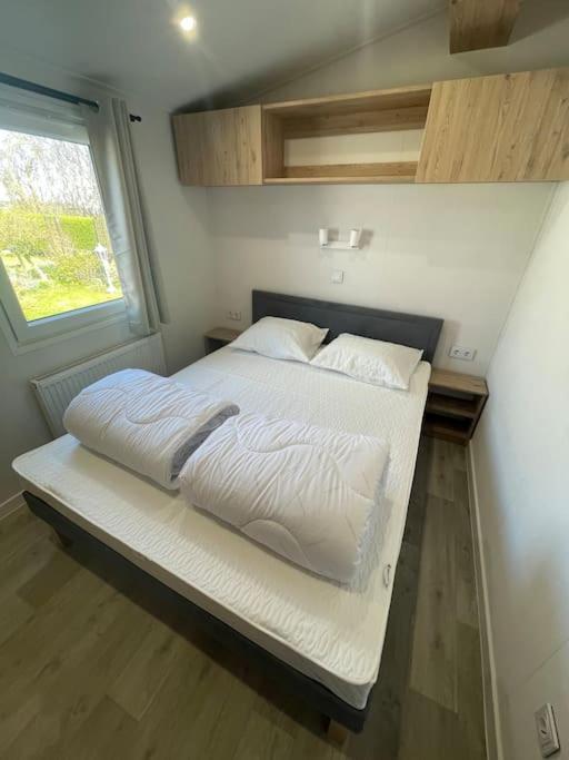 Cozy Chalet At The Beach In Petten, Netherlands Buitenkant foto